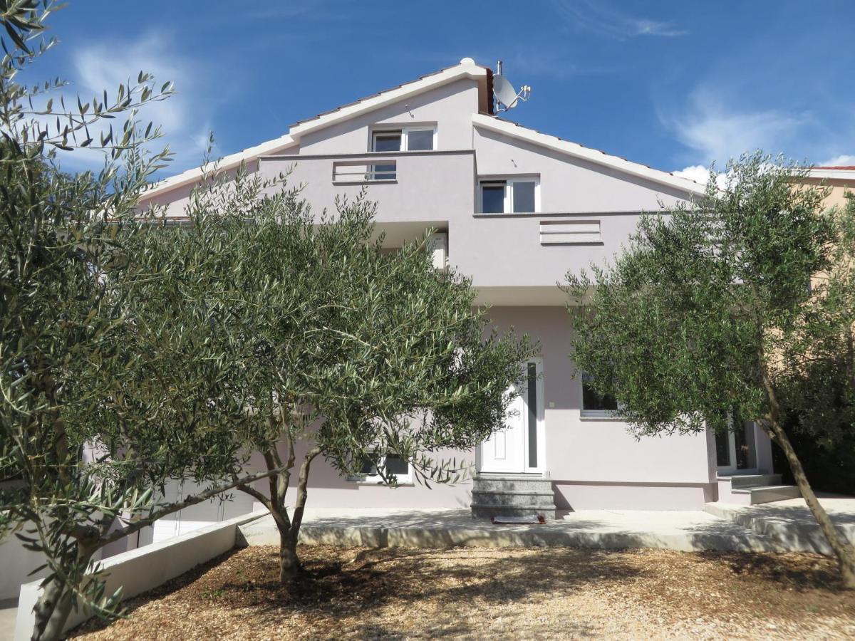 M&L Holliday Home Biograd Na Moru Eksteriør billede