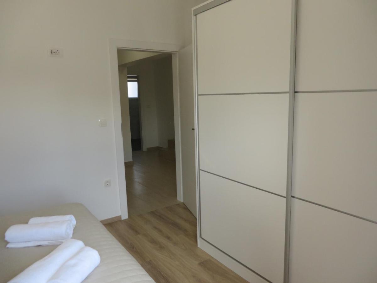 M&L Holliday Home Biograd Na Moru Eksteriør billede
